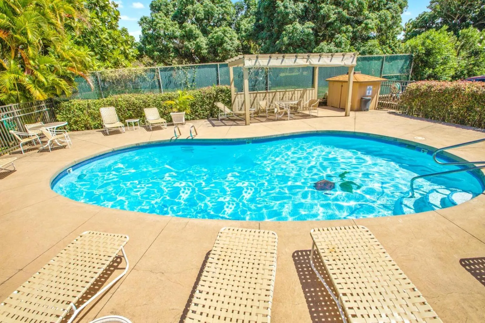 Kbm Resorts Free Car Lokelani Lok-B203 Ocean Front Remodeled With Kidbeach Gear Napili-Honokowai