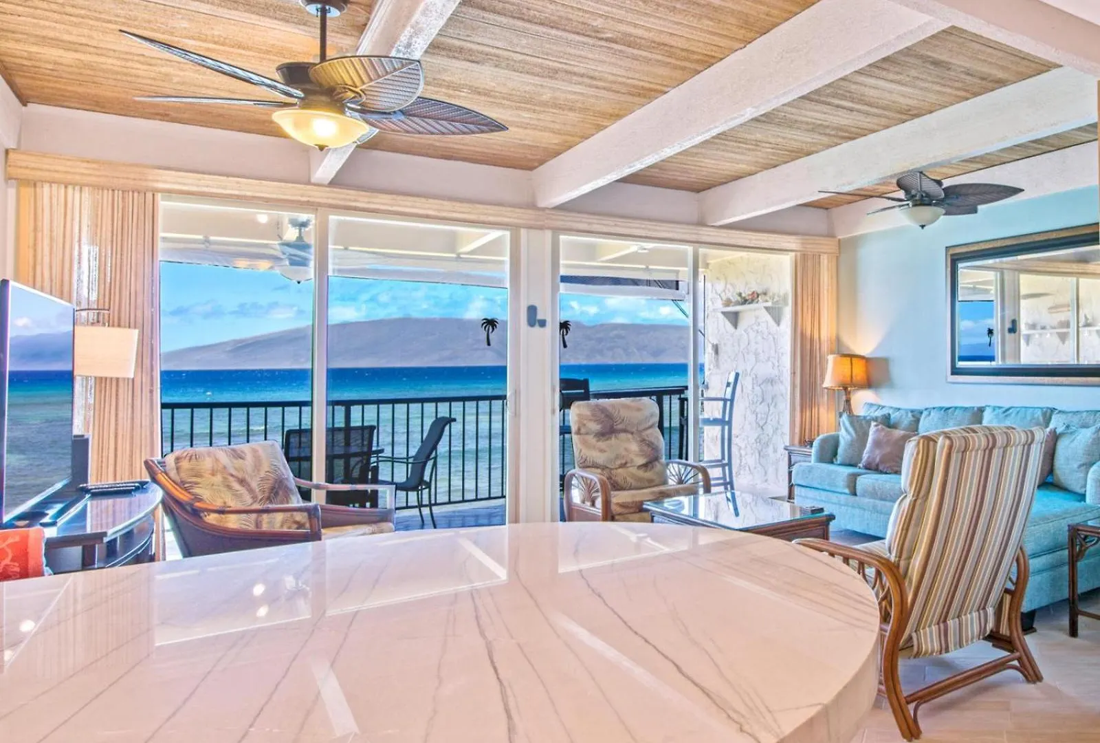 Apartment Kbm Resorts Free Car Lokelani Lok-B203 Ocean Front Remodeled With Kidbeach Gear Napili-Honokowai