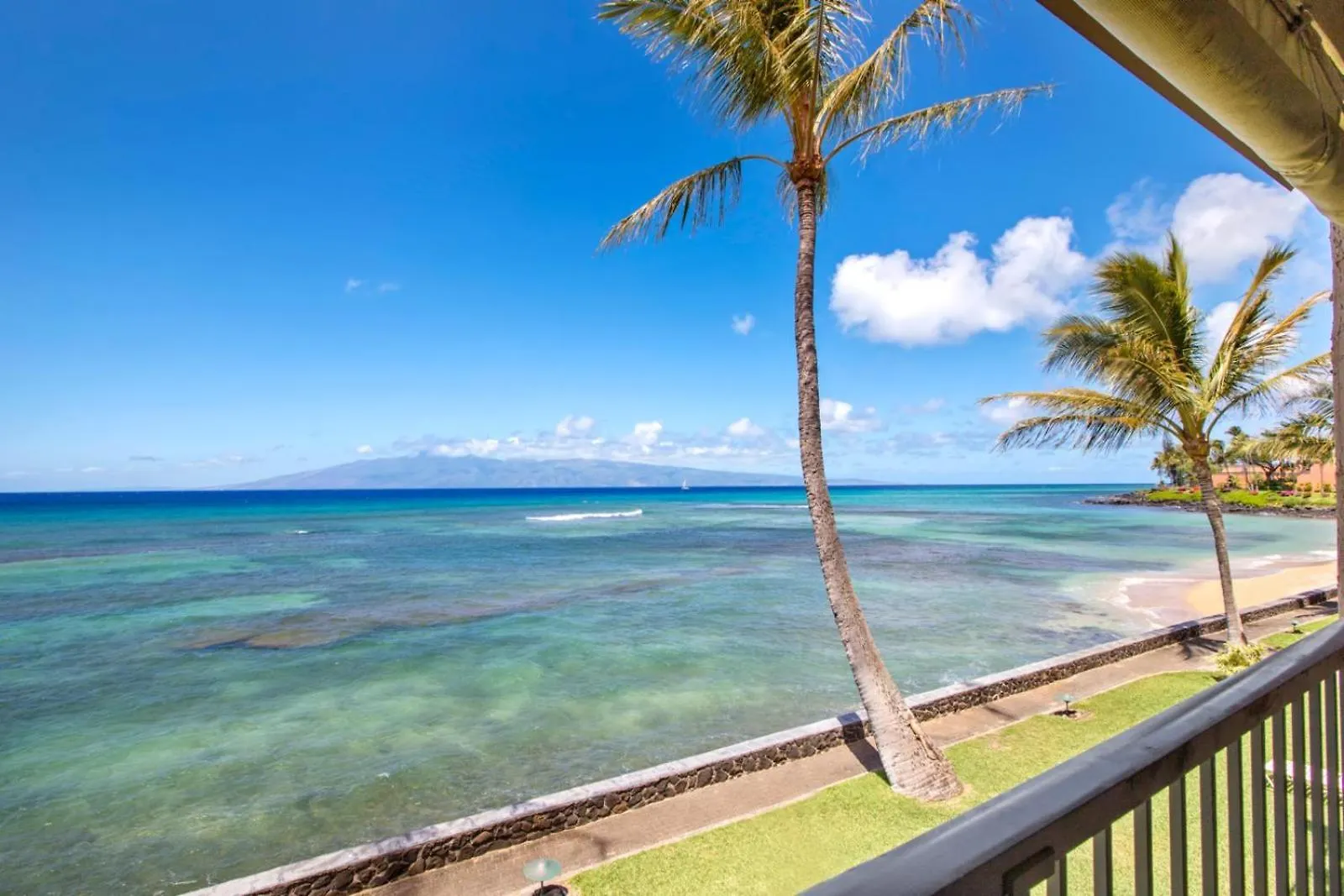 Kbm Resorts Free Car Lokelani Lok-B203 Ocean Front Remodeled With Kidbeach Gear Napili-Honokowai