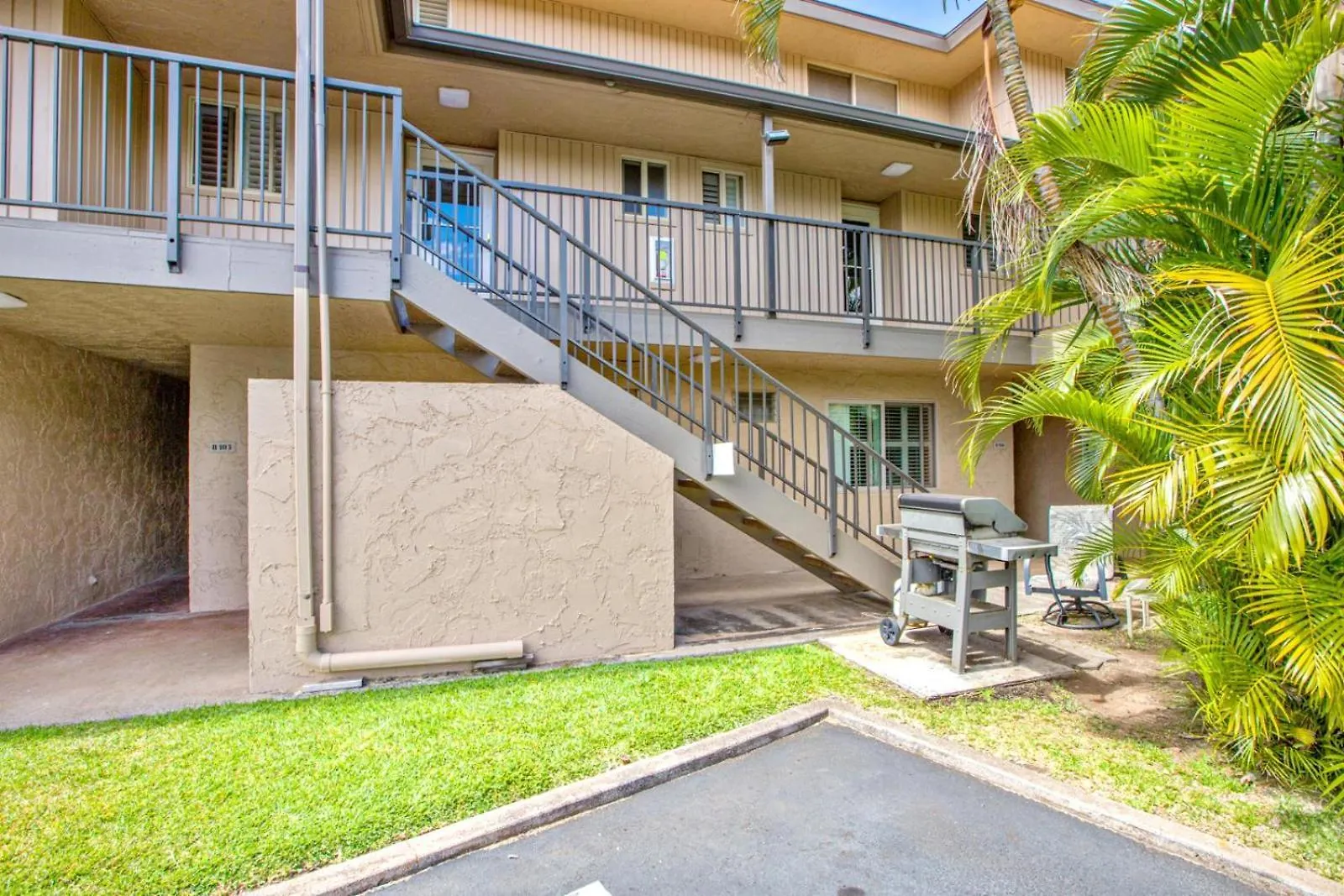 Apartment Kbm Resorts Free Car Lokelani Lok-B203 Ocean Front Remodeled With Kidbeach Gear Napili-Honokowai
